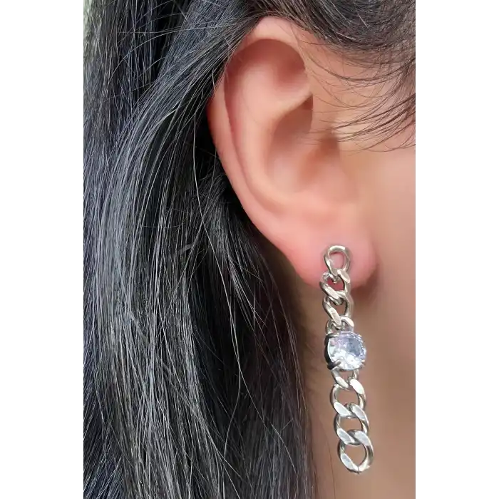 Gümüş Renk Zincir Figürlü Taş Detaylı Çelik Küpe (Çift)