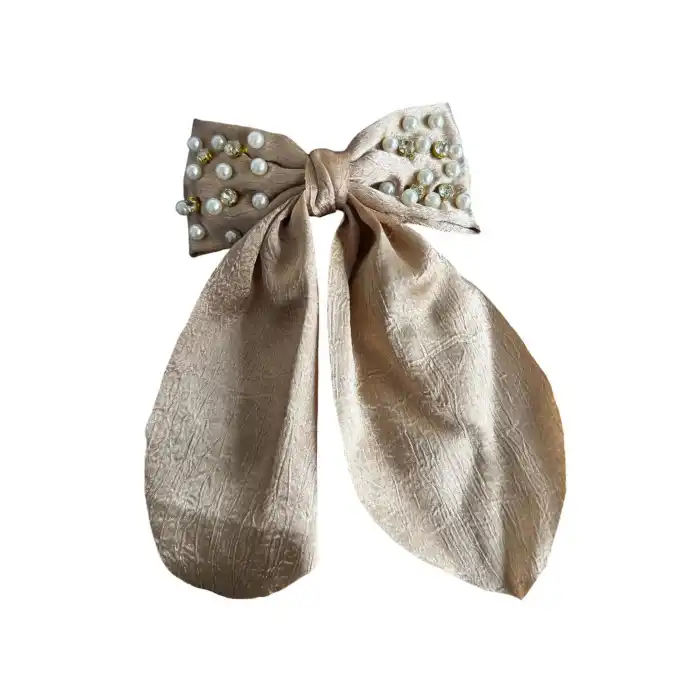 Kahve Renk Kurdele Figürlü İnci Ve Taş Detaylı Otomat Toka