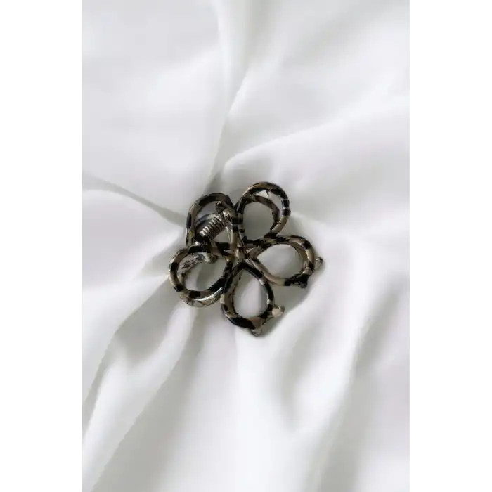 Kahverengi Çiçek Detaylı Leopar Desenli Mandal Toka