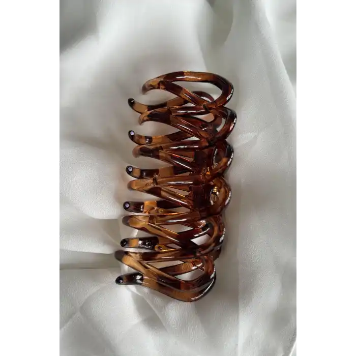 Kahverengi Mandal Toka