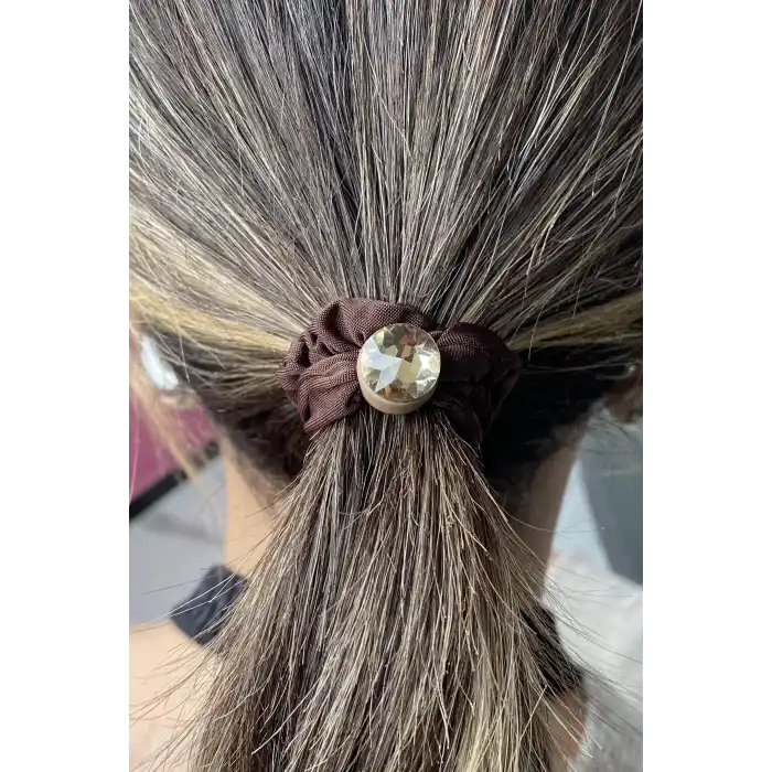 Kahverengi Taş Detaylı Saten Simit Toka