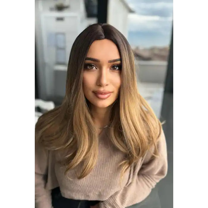 Kahverengi Ve Sarı Ombreli Dalgalı Peruk