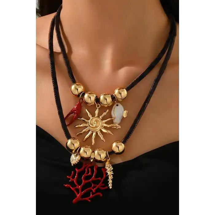 Karışık Renk Charmlı Tasarım Kolye