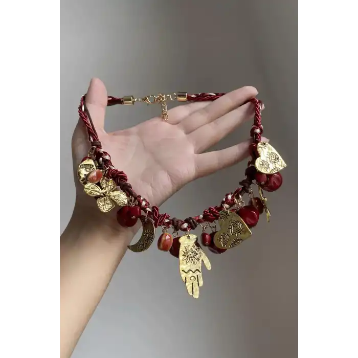 Karışık Renk Charmlı Tasarım Kolye