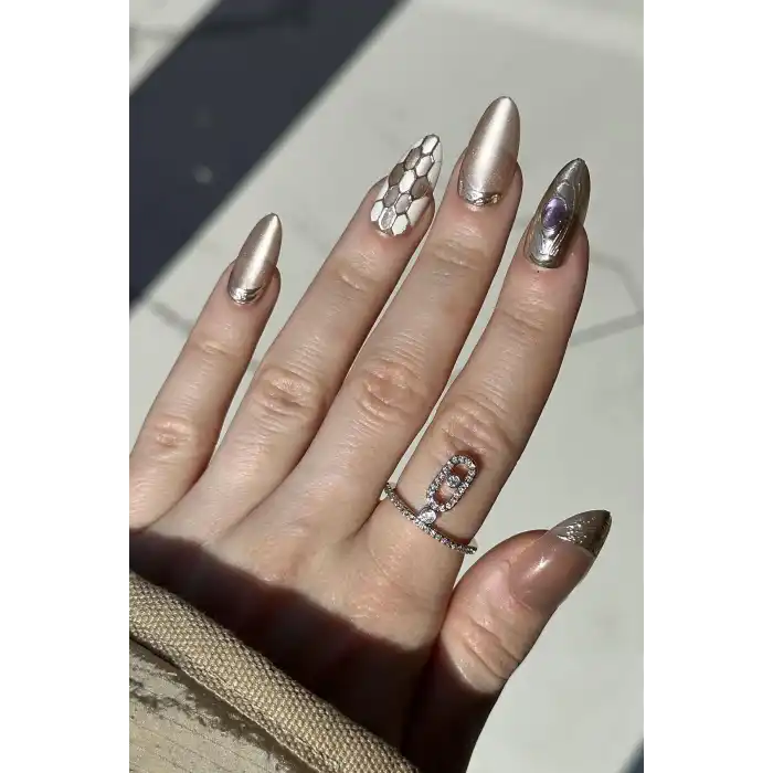 Karışık Renk Jel Tırnak Görünümlü 10lu Takma Tınak Set (Yapıştırıcılı)