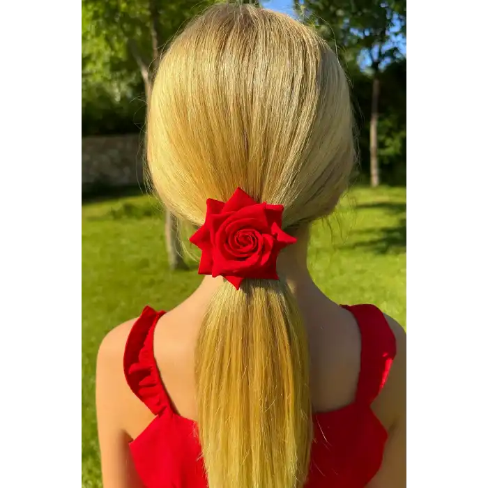 Kırmızı Renk Gül Figürlü Lastik Toka