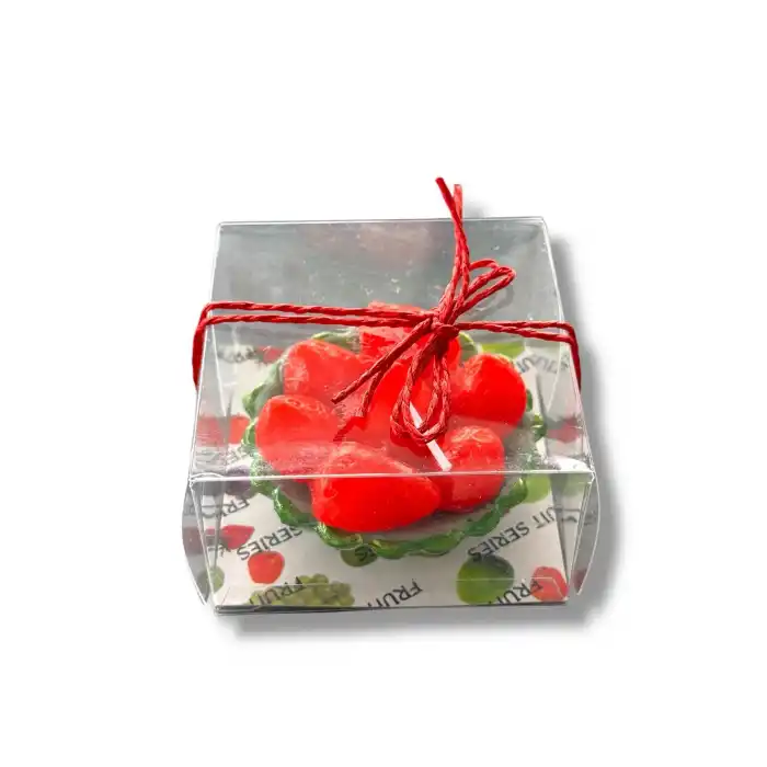 Kırmızı Ve Yeşil Renk Çilek Figürlü Kokulu Dekoratif Mum