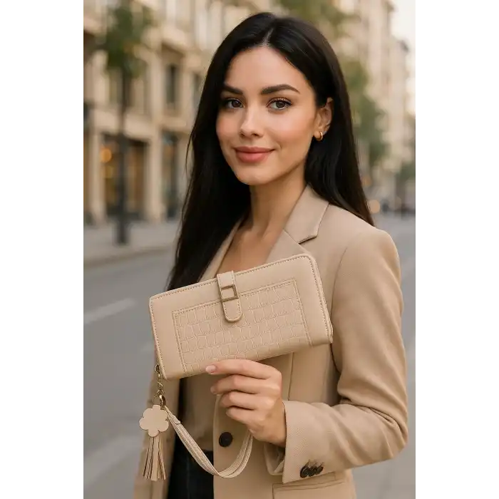 Krem Renk Deri Kadın Cüzdan