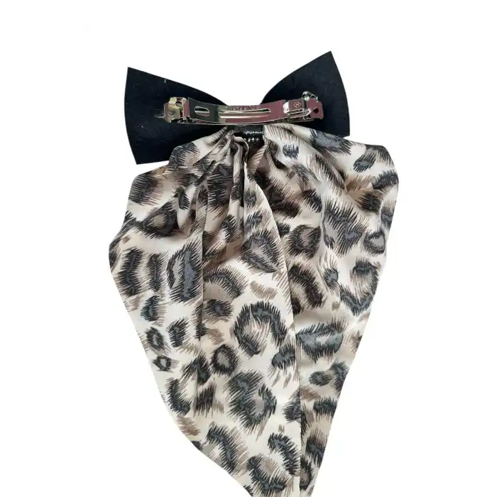 Krem Renk Leopar Desenli Taş Detaylı Otomat Toka