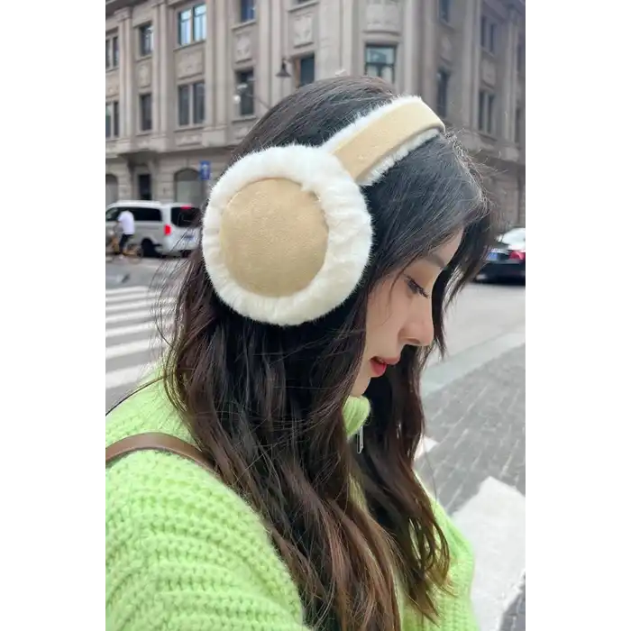Krem Renk Peluş Kulaklık