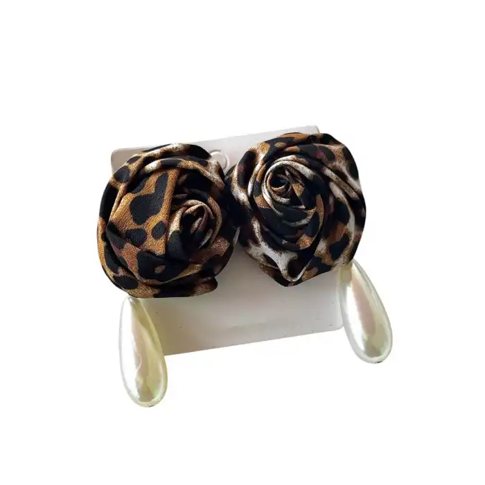 Leopar Desenli İnci Detaylı Sallantılı Tasarım Küpe (Çift)