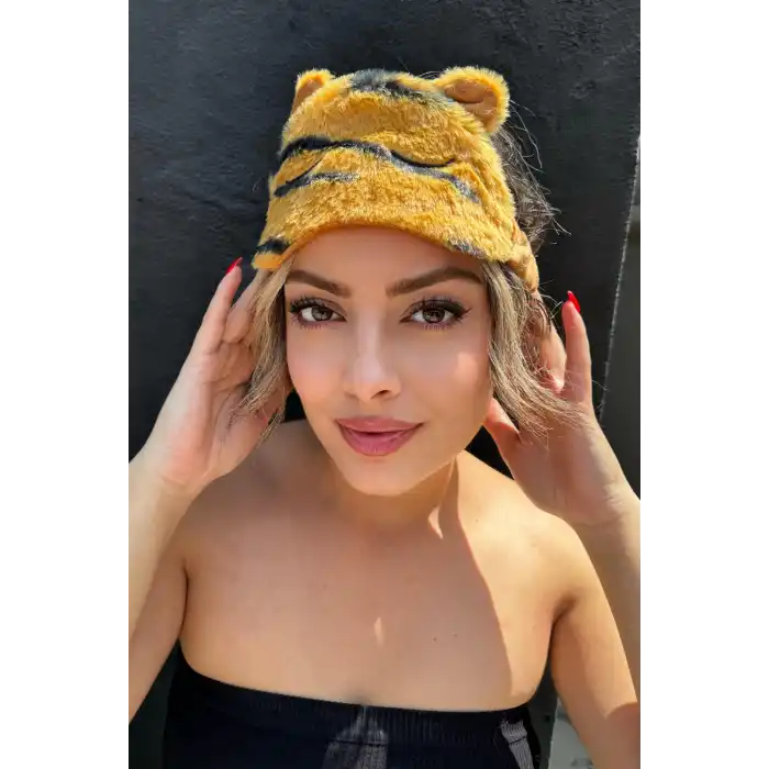 Leopar Desenli Kulak Detaylı Peluş Uyku Bandı