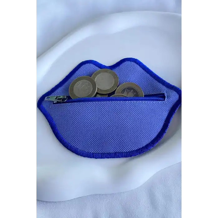 Lila Renk Dudak Detaylı Kadın Cüzdan