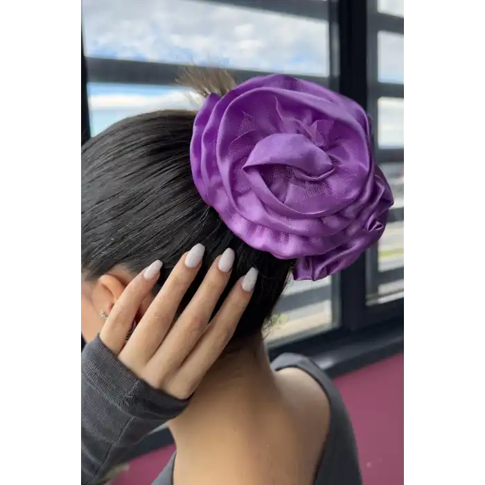 Lila Renk Gül Detaylı Mandal Toka