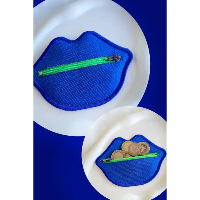 Mavi Renk Dudak Detaylı Kadın Cüzdan