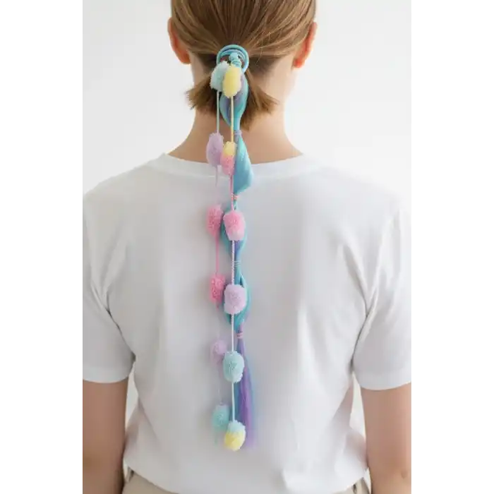 Mavi Renk Saç Detaylı Lastik Toka