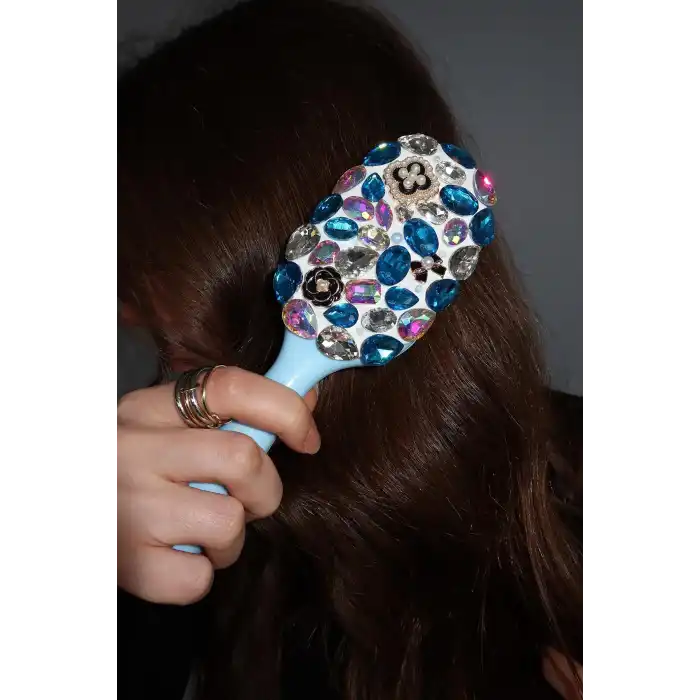 Mavi Renk Taş Ve İnci Detaylı Saç Tarama Fırçası/ Tarak