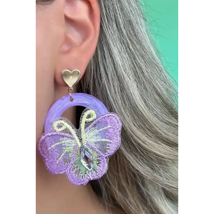 Mor Renk Kelebek Figürlü Kalp Detaylı Küpe (Çift)
