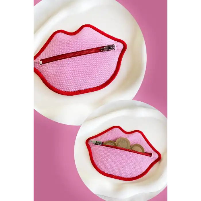 Pembe Renk Dudak Detaylı Kadın Cüzdan