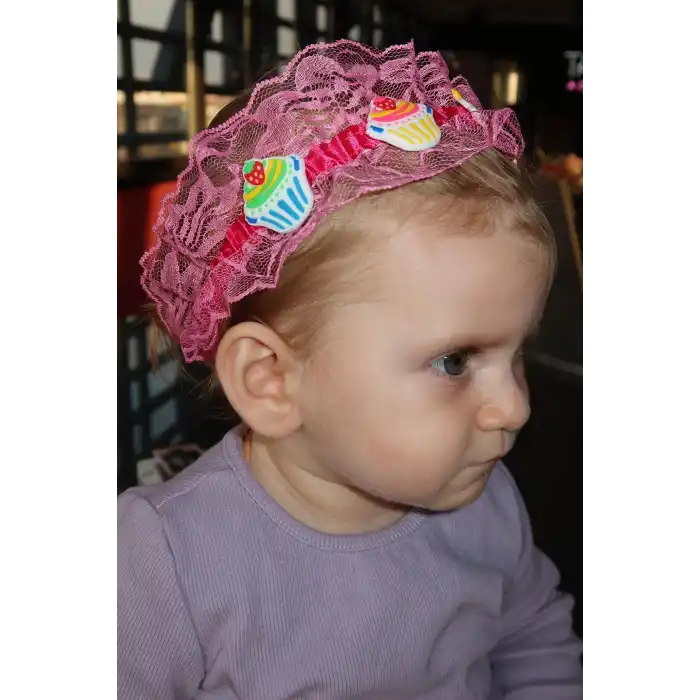 Pembe Renk Kek Figürlü Çocuk Saç Bandı