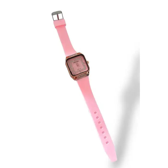Pembe Renk Silikon Kordonlu Kadın Saat