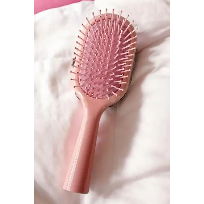 Pembe Renk Taş Ve İnci Detaylı Saç Tarama Fırçası/ Tarak