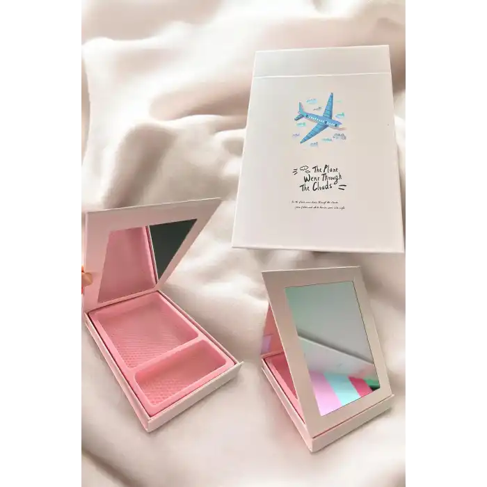 Pembe Renk Uçak Figürlü Ayna Detaylı Takı Organizeri