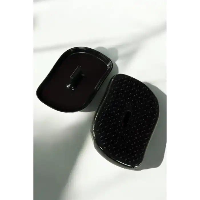 Pembe Ve Mavi Renk Saç Tarama Fırçası/ Tarak