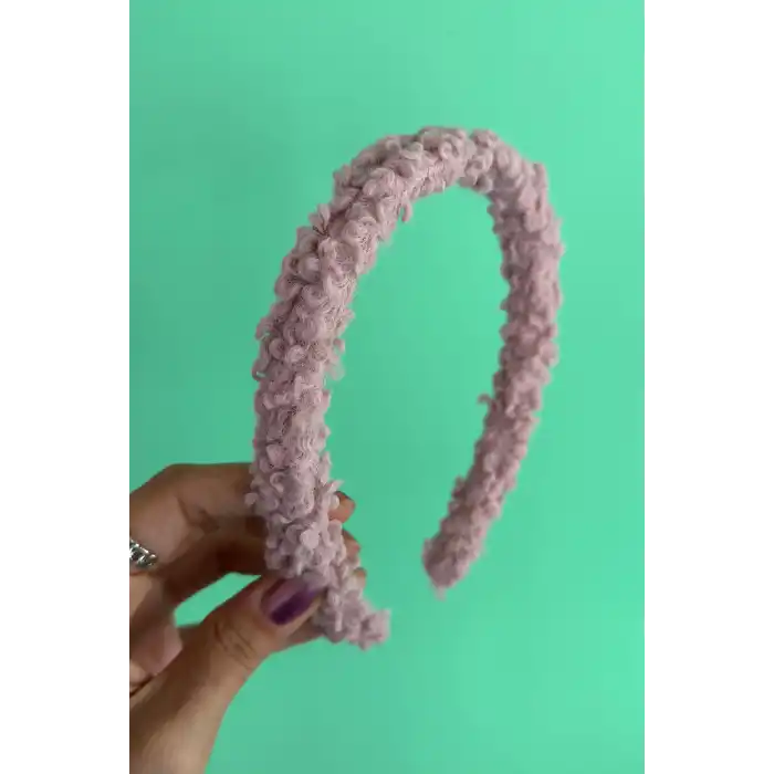 Pudra Renk Peluş Taç