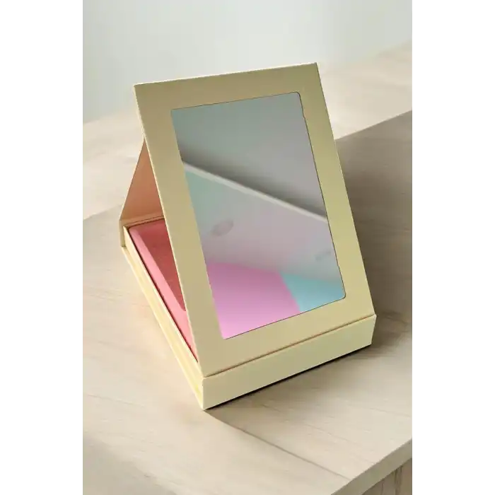 Sarı Renk Ayna Detaylı Takı Organizeri