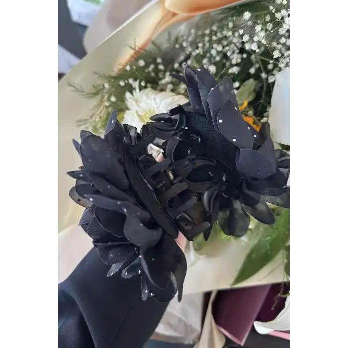 Siyah Renk Çiçek Figürlü Taş Detaylı Mandal Toka