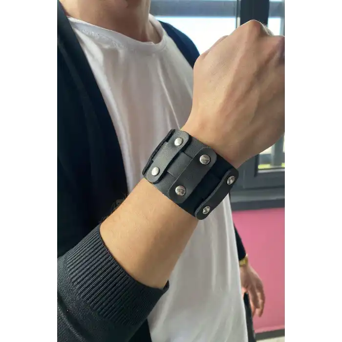 Siyah Renk Deri Erkek Bileklik