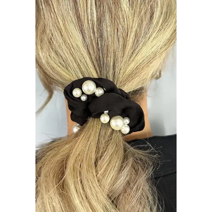 Siyah Renk İnci Detaylı Simit Toka