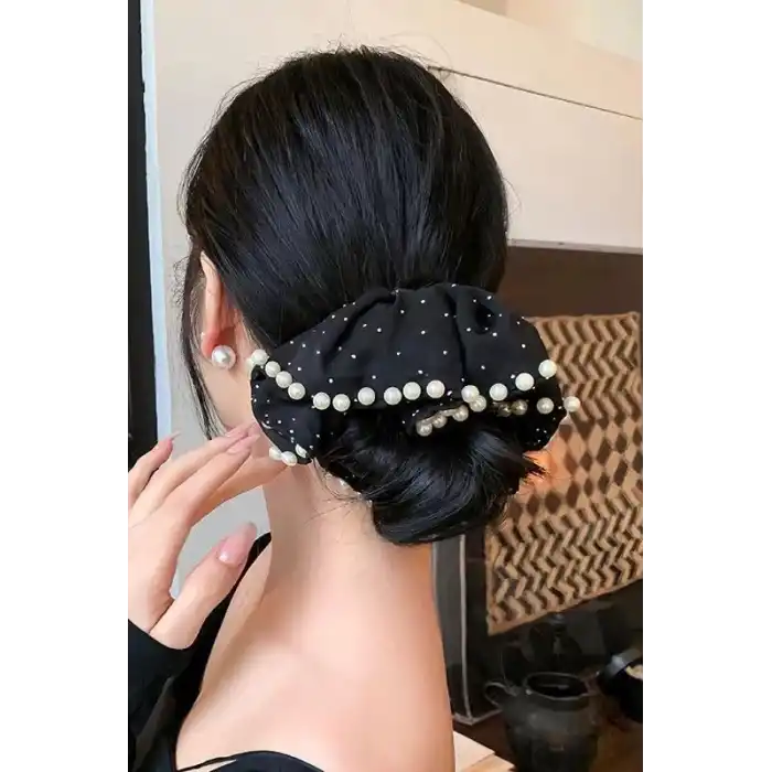 Siyah Renk İnci Ve Taş Detaylı Simit Toka