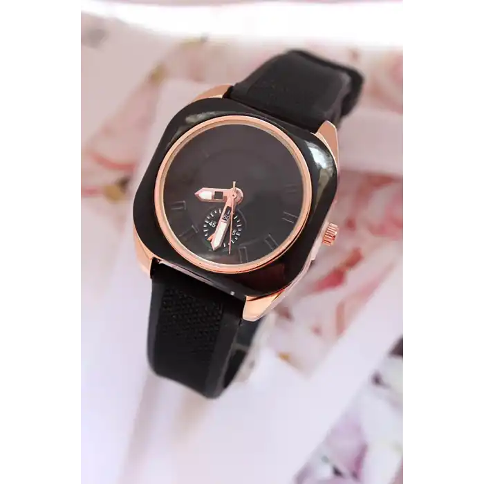 Siyah Renk Silikon Kordonlu Kadın Saat