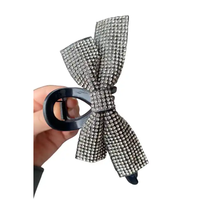 Siyah Renk Taş Detaylı Mandal Toka