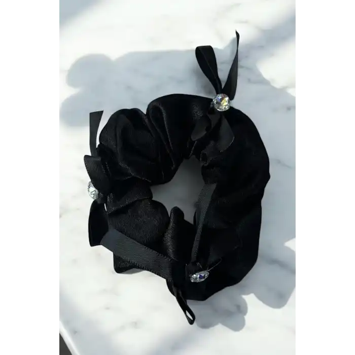 Siyah Renk Taş Detaylı Simit Toka