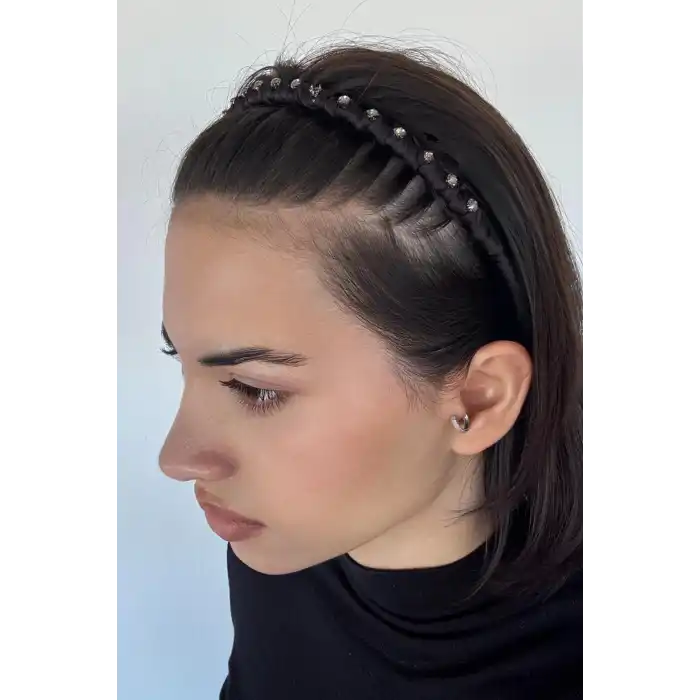 Siyah Renk Taş Detaylı Taraklı Taç
