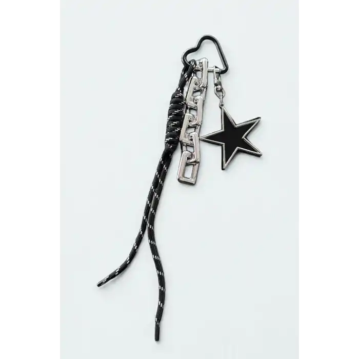 Siyah Renk Yıldız Figürlü Çanta Charm/ Anahtarlık