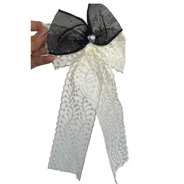 Siyah Ve Beyaz Renk Kurdele Figürlü Otomat Toka