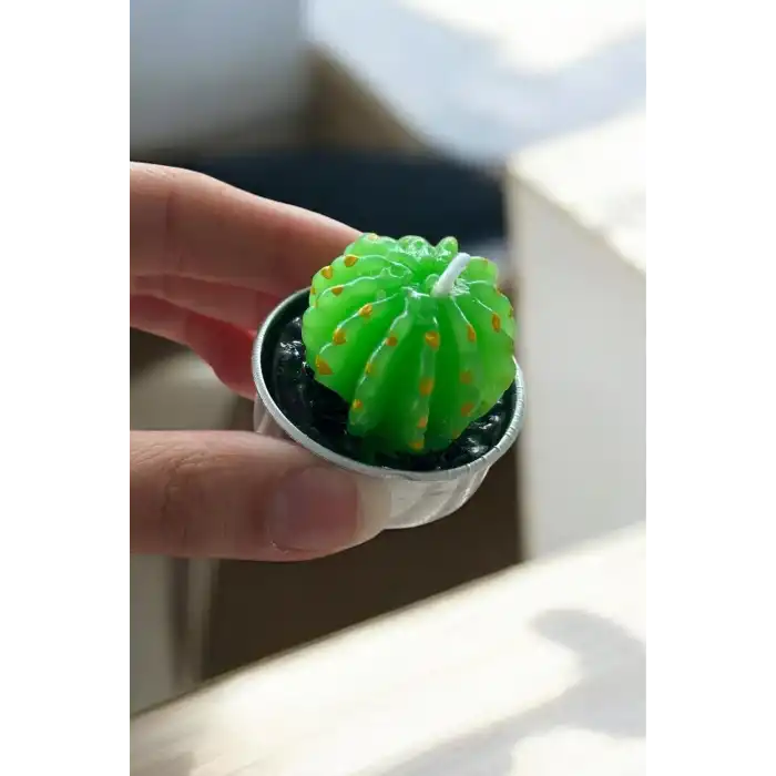 Yeşil Renk Kaktüs Figürlü Mum