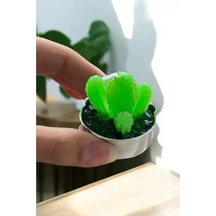 Yeşil Renk Kaktüs Figürlü Mum