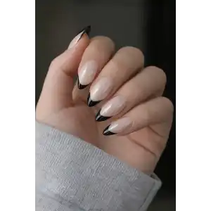 24lü Beyaz Ve Siyah Renk Jel Görünümlü Takma Tırnak (Yapıştırıcılı)
