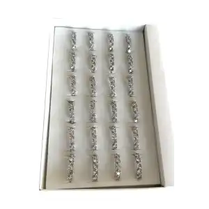 24lü Gümüş Renk Beştaş Detaylı Yüzük Set