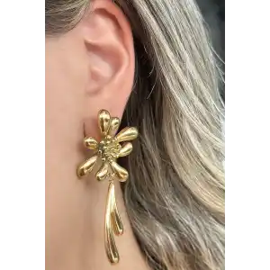 Altın Renk Çiçek Figürlü Çelik Küpe (Çift)