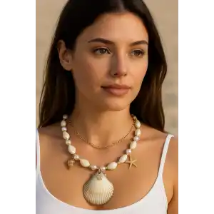 Altın Renk Deniz Kabuğu Figürlü Tasarım Kolye