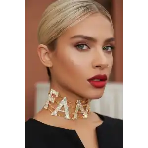 Altın Renk FAN Yazılı Taş Detaylı Choker Kolye