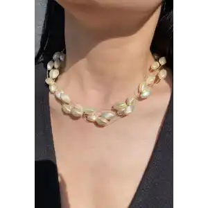 Altın Renk İnci Detaylı Choker Kolye