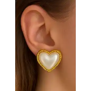 Altın Renk Kalp Figürlü İnci Detaylı Küpe (Çift)