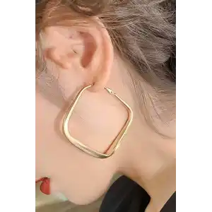 Altın Renk Kare Küpe (Çift)